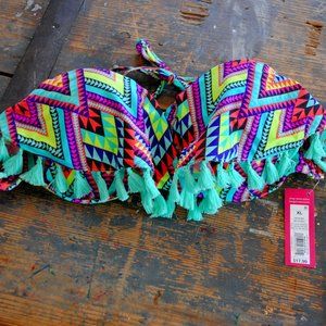 Xhilaration Milti colored Flounce top